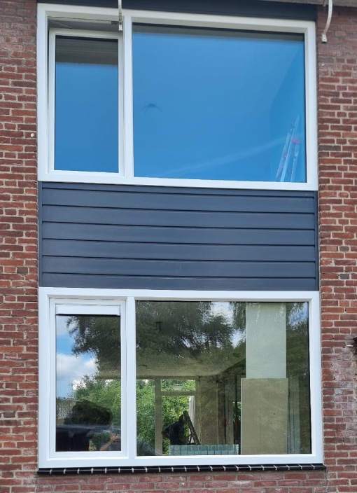 Dubbelkozijn geplaatst met isolatieglas